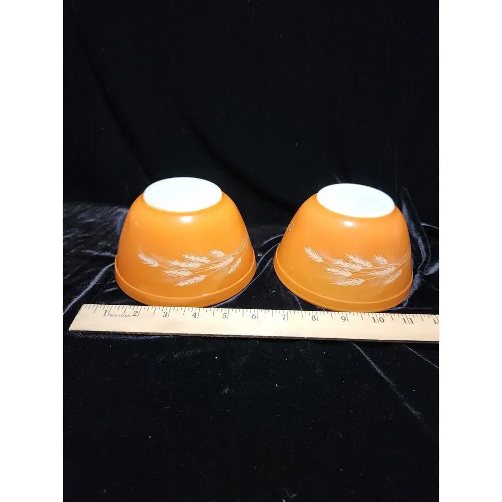 4 vintage Pyrex Autumn Harvest mixing bowls
